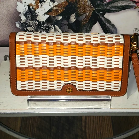Tory Burch Emerson Woven Continental - Picture 1 of 9